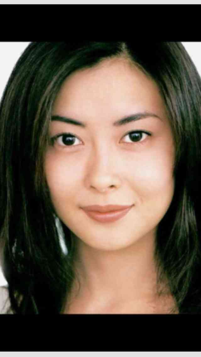 中山美穂、取材陣に皮肉?「この国は平和だにゃぁ