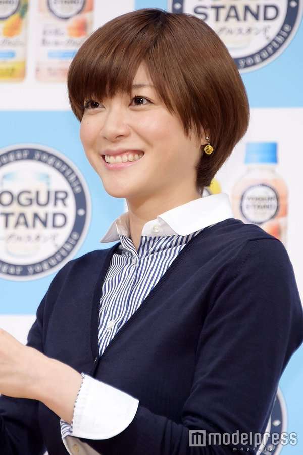 【芸能】200万再生突破　高畑充希“熱唱”CM、どうして「X」？「紅」？　ドコモに聞いた 	YouTube動画>2本 ->画像>12枚 