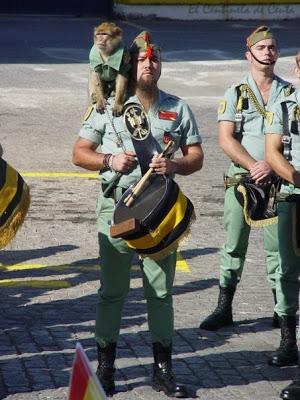 【画像】色んな軍服姿・戦闘服姿が見たい