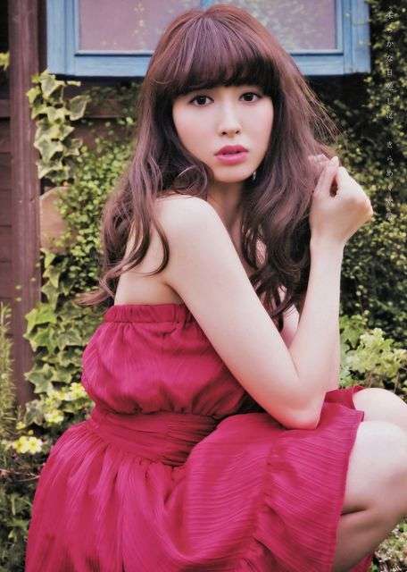 アンジャッシュ児嶋一哉&小嶋陽菜、水着で“Wこじま”