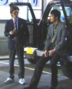 男性芸能人のスタイルの良さが分かる画像
