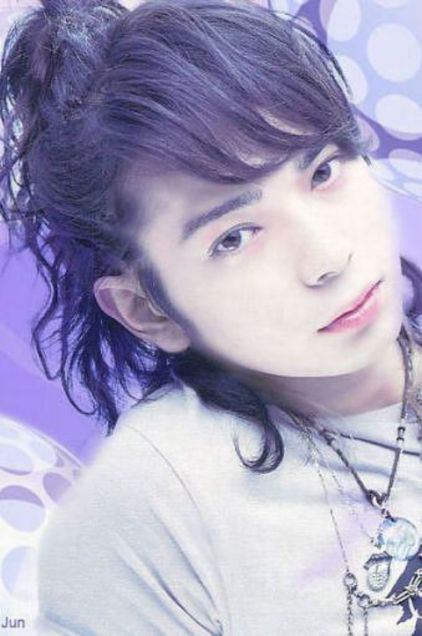 眉毛が太い又は濃い女子、メイクとかどうしてますか？