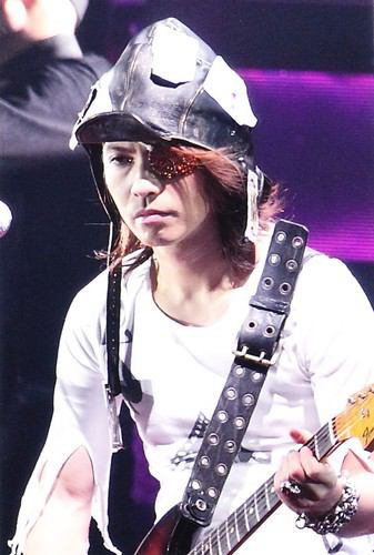 hyde(43)の女装をご覧ください