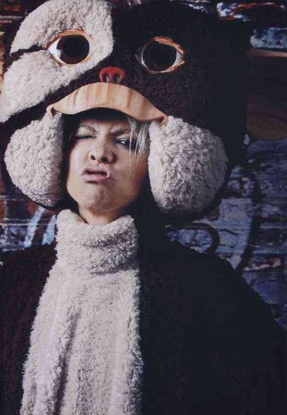 hyde(43)の女装をご覧ください