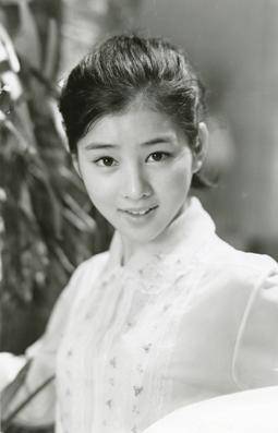 【女性の美しさに関する調査】美人の条件、第1位は?