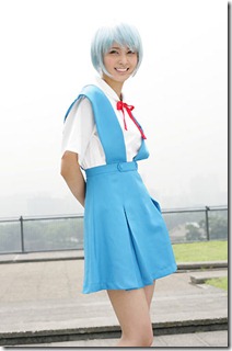 ももちこと嗣永桃子の綾波コスが絶望的に似合っていない件…