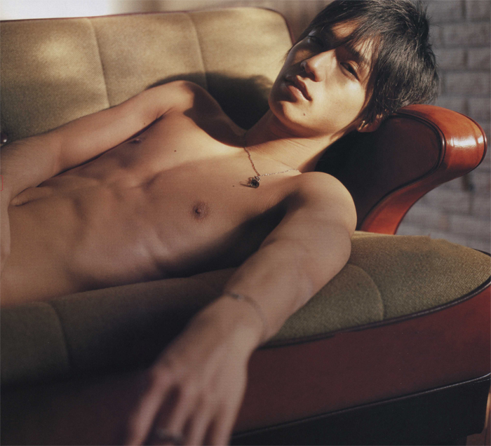 新垣結衣さん、やばい形をしたイチモツを咥える