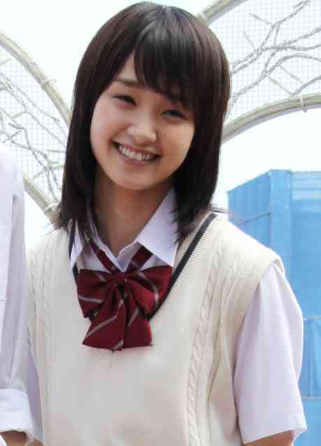 剛力彩芽、3年ぶりにロングヘアーを解禁！