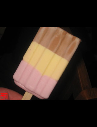 子供の頃好きだったけど、大人になって再び食べたら『あれっ？』って思ったお菓子ありますか？