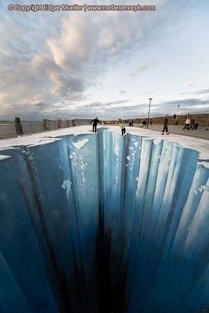 一瞬ビックリする画像