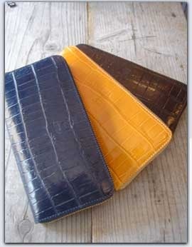 お財布…どこのブランドのどんなのを使ってる?