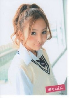 ともちんこと板野友美、AKB48卒業後初仕事で前髪バッサリ＆金髪に変身