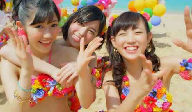 神戸コレクションでのNMB48の衣装が酷いと話題