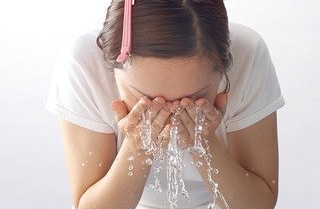 眠気覚ましの仕方