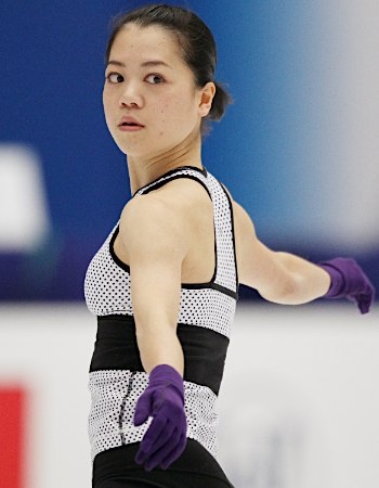 ノブコブ徳井との浮気配信した女芸人のフルメイク顔が意外と可愛い件w