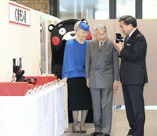 くまモンが“赤いほっぺ”紛失、「普通の熊」になり激しく落ち込む