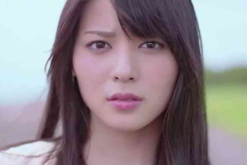 ℃-ute、ふんどし一丁のバナナマン日村勇紀のバックダンサーをやらされるww