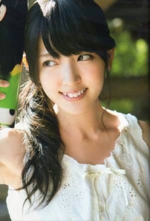 ℃-ute、ふんどし一丁のバナナマン日村勇紀のバックダンサーをやらされるww