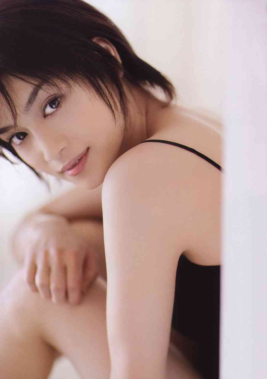 2013年世界で最も美しい顔発表、日本人1位は石原さとみ。AKB48島崎遥香・浜崎あゆみもランクイン