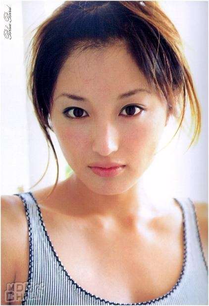 辺見えみり、生後6か月を迎えた娘のブログなどへの顔出しを控えると宣言