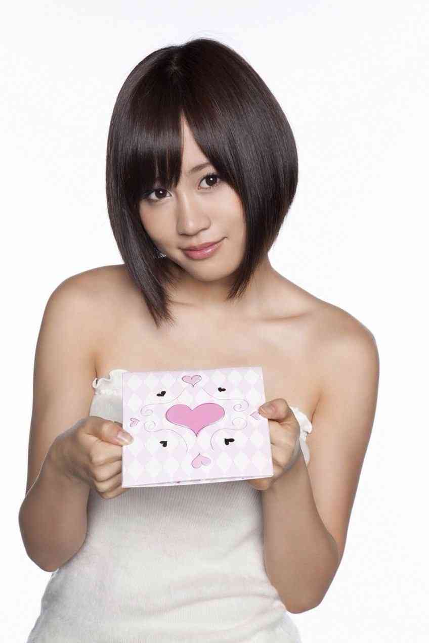 2010年の前田敦子がかわいい