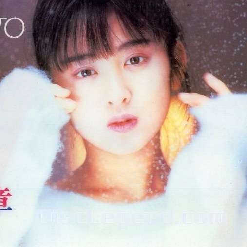 【女性限定】若かりし頃の歌手や女優さん画像