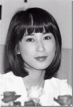 【女性限定】若かりし頃の歌手や女優さん画像