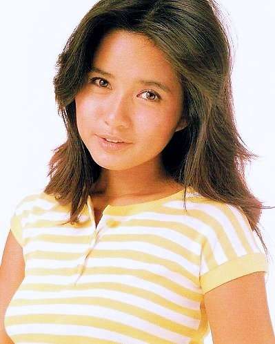 【女性限定】若かりし頃の歌手や女優さん画像