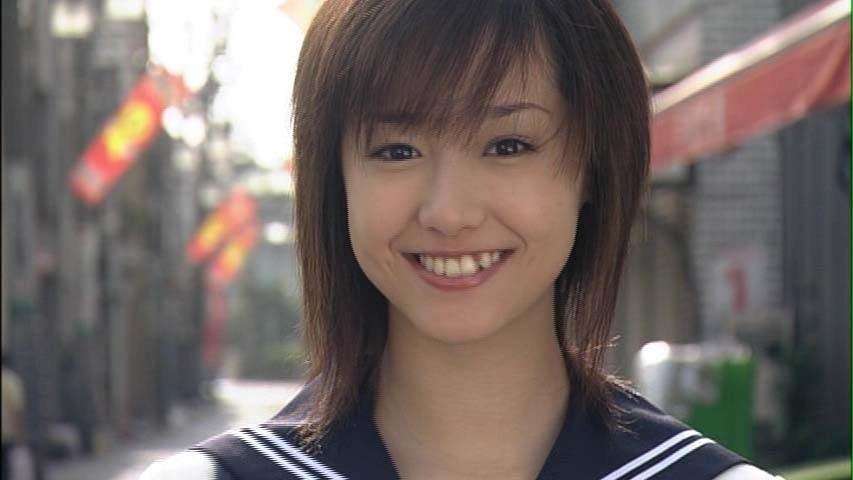 【女性限定】若かりし頃の歌手や女優さん画像