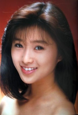 【女性限定】若かりし頃の歌手や女優さん画像