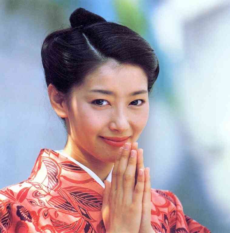 【女性限定】若かりし頃の歌手や女優さん画像