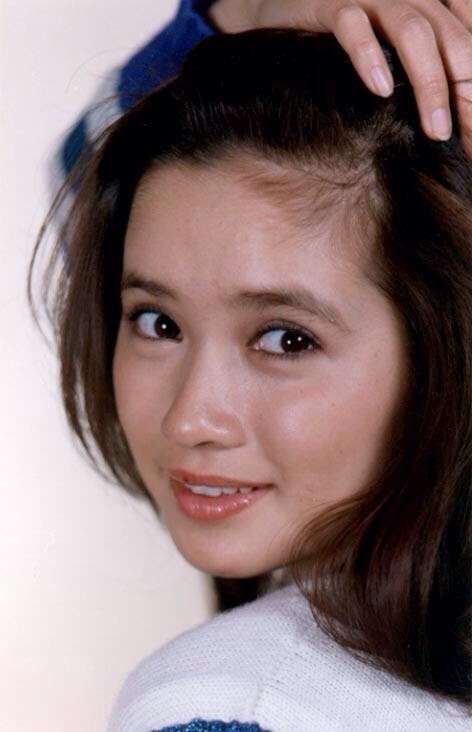 【女性限定】若かりし頃の歌手や女優さん画像