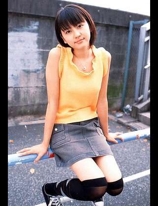 【女性限定】若かりし頃の歌手や女優さん画像