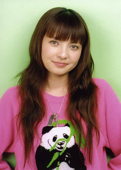 【女性限定】若かりし頃の歌手や女優さん画像