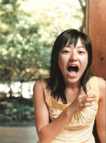 【女性限定】若かりし頃の歌手や女優さん画像