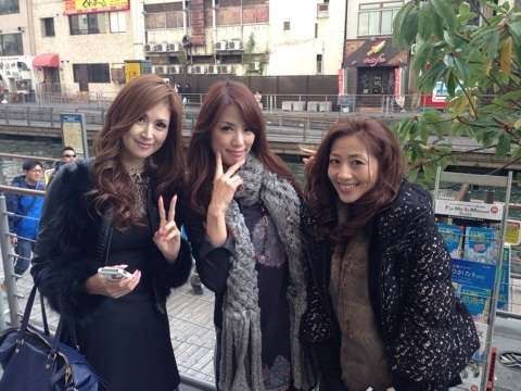 42歳美魔女がビキニ姿を公開「娘と歩いてて私だけナンパされた」