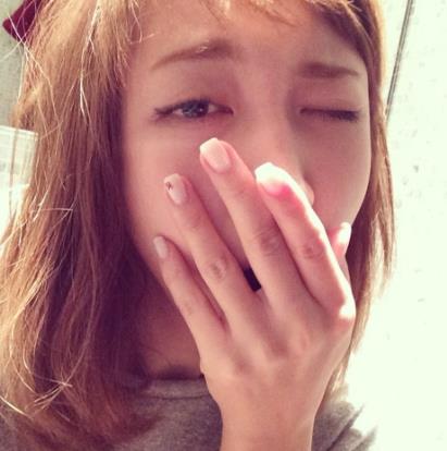紗栄子、本田圭佑選手からユニホーム届く「息子達にプレゼント」