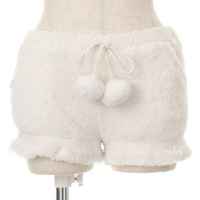 このショートパンツがヤバイと話題にww