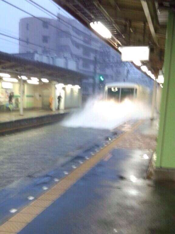 京成電鉄の除雪作業がスゴイと話題