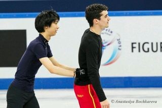 仲睦まじい羽生結弦とリプニツカヤをご覧ください