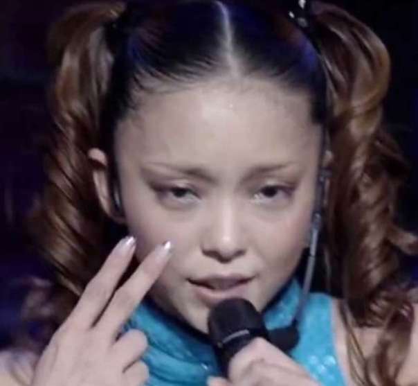 浜崎あゆみ、パリ滞在の裏側を明かす