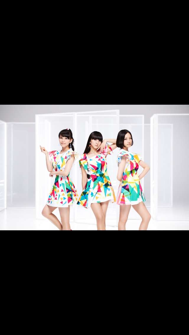 派手なファッションやメイクが似合う芸能人は？