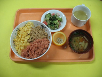 和食と合わないので試験的に学校給食の牛乳中止へ　カルシウム不足懸念の声も　新潟・三条市