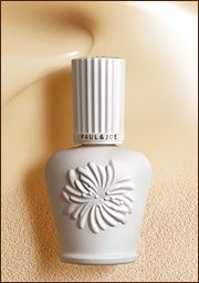 皆さんの使っているファンデーション