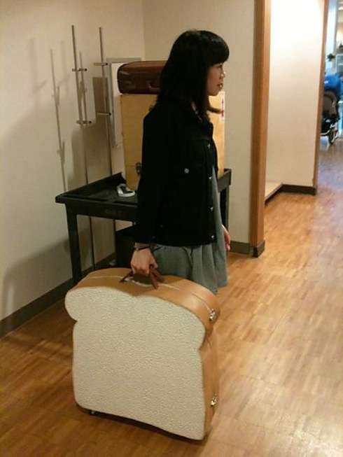 面白い服やアクセサリーの画像下さい！
