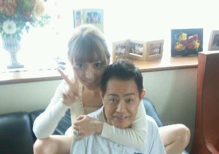 ハグしてる画像ください!