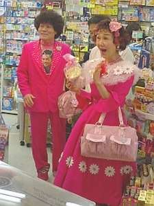 木下優樹菜、美しいデコルテラインに3万人がうっとり