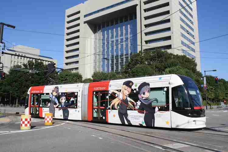 萌えキャラがプリントされた電車がイタいと話題にww