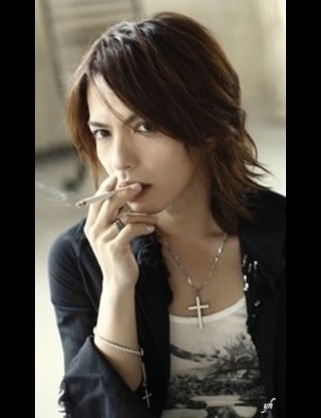 みなさん、今週もお疲れ様です。イケメン画像で目の回復を。