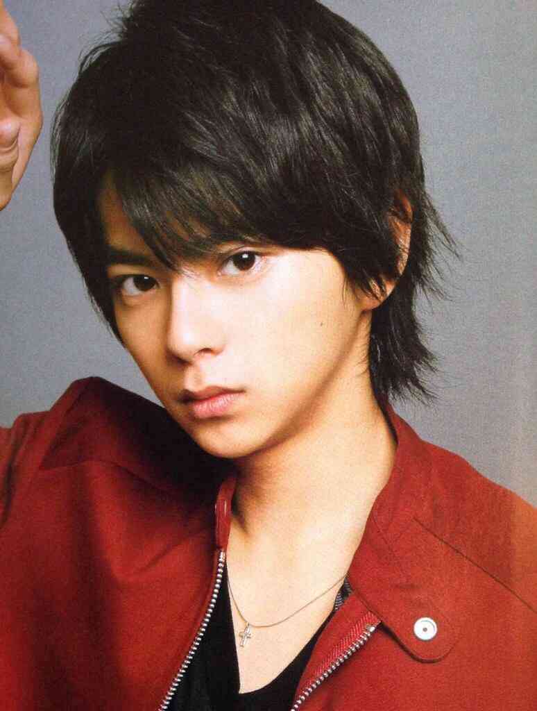 みなさん、今週もお疲れ様です。イケメン画像で目の回復を。